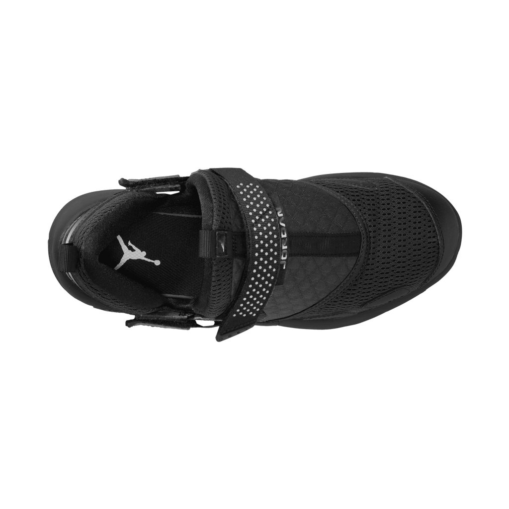 Women's Jordan Trunner LX "Triple Black"