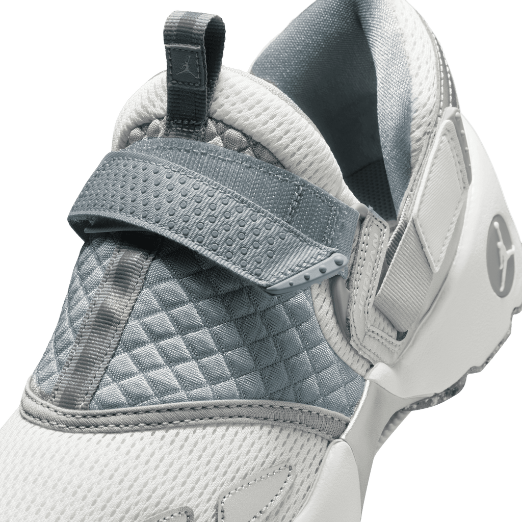 Women's Jordan Trunner LX "Wolf Grey Reflective Silver"